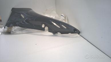 FIANCATINA DX PEGASO APRILIA AP8139237