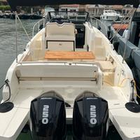 Quicksilver 875 Sundeck - Mercury 250