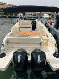 Quicksilver 875 Sundeck - Mercury 250