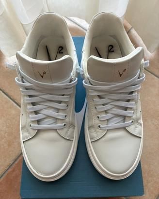 Sneakers Uomo V2 Brand Usate