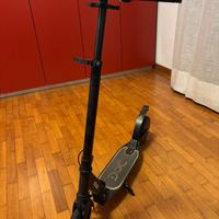 Monopattino elettrico Nilox