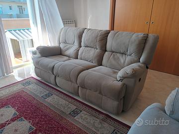 DIVANO 3 POSTI CON RECLINER ELETTRICO