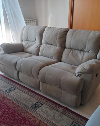 DIVANO 3 POSTI CON RECLINER ELETTRICO