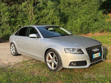 Audi A4 2.0 Benzina – Manuale – Tettuccio Apribile