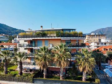 Trilocale con terrazzo pari al nuovo