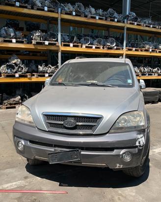 KIA SORENTO 2.5 D - ANNO 2004 - PER RICAMBI