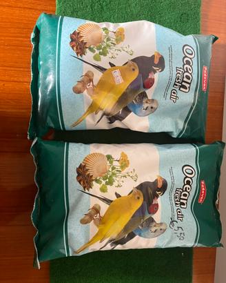 Granulato igienico e sabbia per uccelli Padovan