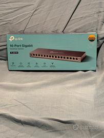 switch 16 porte nuovo ancora confezionato