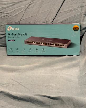 switch 16 porte nuovo ancora confezionato