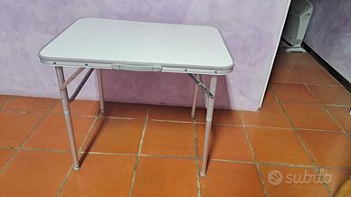 Tavolino da campeggio richiudibile