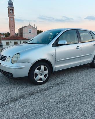 Volkswagen Polo 9n 2004 1.9 TDI 101 cv Highline