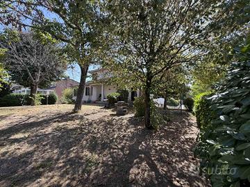 Rif.2460RV16160- villa piacenza