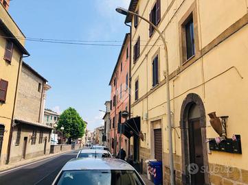 3 LOCALI A GROTTE DI CASTRO