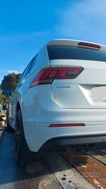 Volkswagen tiguan 2017 portiera
