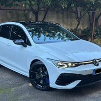 Golf 8 r