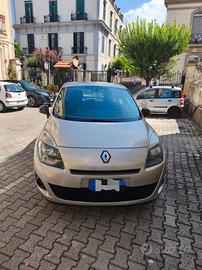 Renault Scenic 1.5 dici 