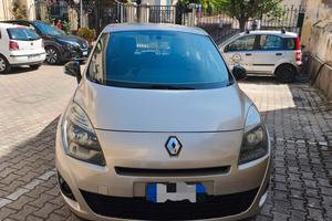 Renault Scenic 1.5 dici 