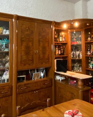 Piano bar