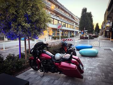 HARLEY DAVIDSON STREET GLIDE SPECIAL SOLO 13000 KM