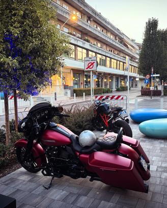 HARLEY DAVIDSON STREET GLIDE SPECIAL SOLO 13000 KM