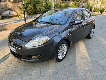 Fiat bravo1600 diesel 210.000 km 2009