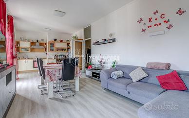 Appartamento in centro vista lago !!!