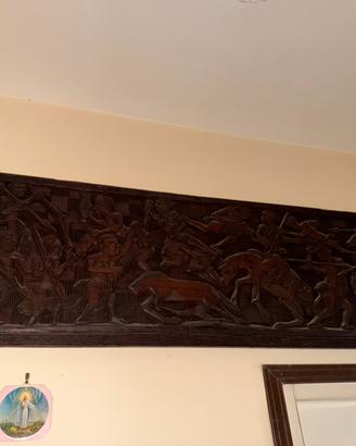 Pannello intagliato in legno massello