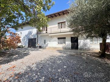 CASA SEMINDIPENDENTE A CORNO DI ROSAZZO