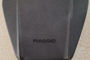 Coperchio Portapacchi Piaggio Beverly Anno 2020