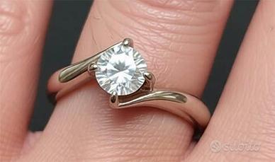 Elegante Anello solitario zirconia cubica anni '70