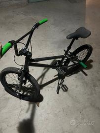 bicicletta bmx