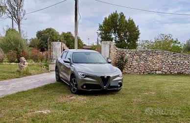 ALFA ROMEO STELVIO 2.2 TURBO DIESEL 160 CV AT8 RWD