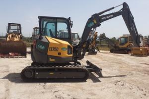 Escavatore Volvo ECR 50F