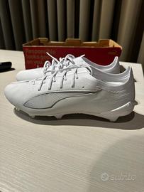 Puma Ultra 5 Ultimate FG/AG bianche.