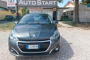 Peugeot 208 PureTech 82 5 porte Allure