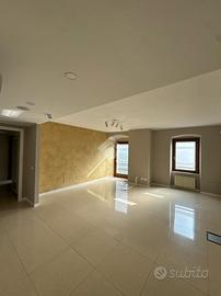 NEGOZIO A TRESCORE BALNEARIO