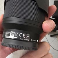 Obiettivo Sony SEL2870 FE 3.5-5.6 OSS E-Mount