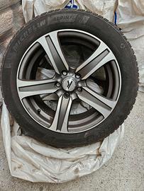 Cerchi in lega 17, pneumatici Michelin alpine 6