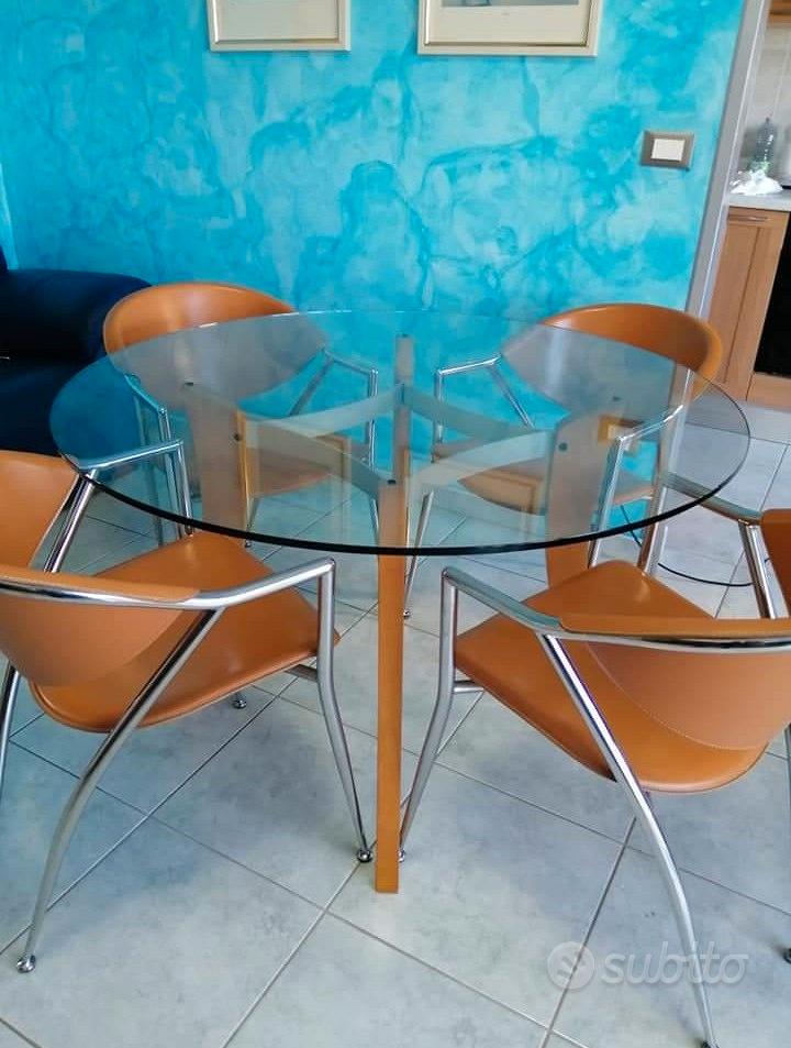 Tavolo più sedie Calligaris - Arredamento e Casalinghi In vendita a  Campobasso