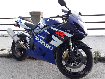 Motocicletta Suzuki GSX R 600