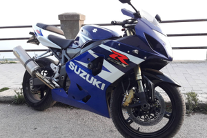 Motocicletta Suzuki GSX R 600