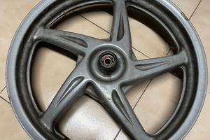 cerchione anteriore honda sh 150