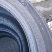 Pneumatici invernali 255/45-19 104V