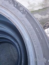 Pneumatici invernali 255/45-19 104V