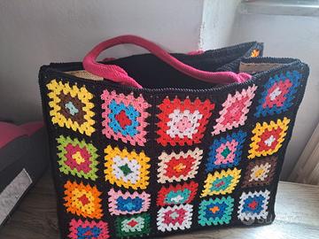 Borsa artigianale realizzata interamente all'uncin