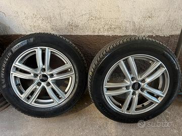 Treno gomme invernali + cerchi in lega audi.
