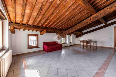 2 LOCALI A VERONA