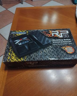 Processore di effetti per chitarra mod. RP90