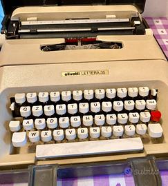Macchina da scrivere Olivetti