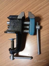Rara mini morsa prodotta in URSS negli anni '60
